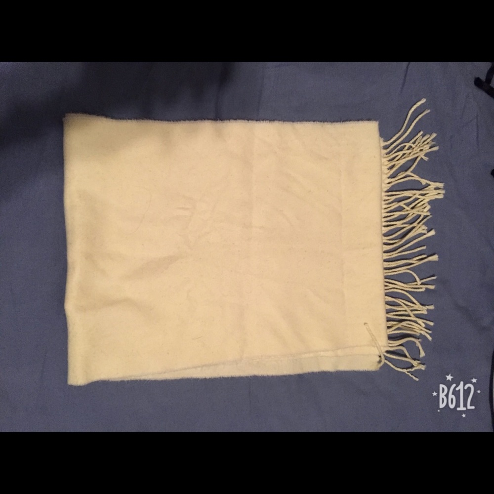 Winter Scarfs Bundle - image 2